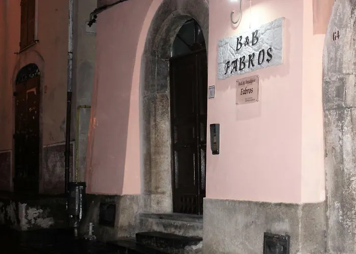 Bed & Breakfast Fabros 3*